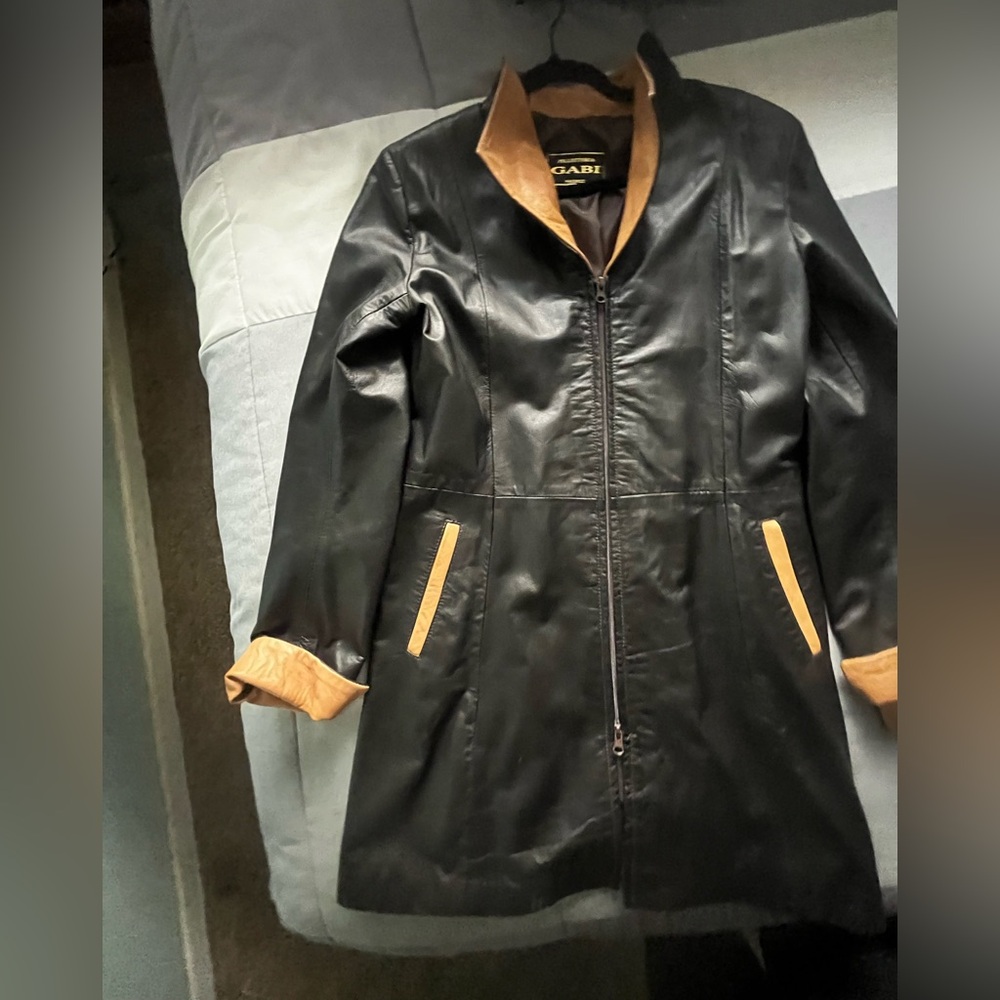Italian black and camel Pelletteria Gabi Firenze jacket. Size 48
